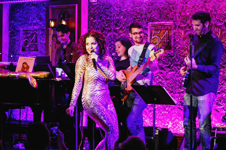 BWW Review BROADWAY LOVES BRITNEY Does It Again at Feinstein's/54 Below